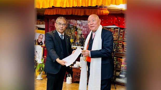 ༧གོང་ས་མཆོག་གི་༧སྐུའི་ཡང་སྲིད་ཐག་གཅོད་གནང་རྒྱུའི་དབང་ཆ་༧གོང་ས་མཆོག་སྐུ་སྒེར་དང་བོད་མི་མང་ཚོགས་ལ་ཡོད་པ་ལས་རྒྱ་ནག་ལ་མེད་ཅེས་གསུངས་བ། ༧གོང་ས་མཆོག་གི་༧སྐུའི་ཡང་སྲིད་ཐག་གཅོད་གནང་རྒྱུའི་དབང་ཆ་༧གོང་ས་མཆོག་སྐུ་སྒེར་དང་བོད་མི་མང་ཚོགས་ལ་ཡོད་པ་ལས་རྒྱ་ནག་ལ་མེད་ཅེས་གསུངས་བ།