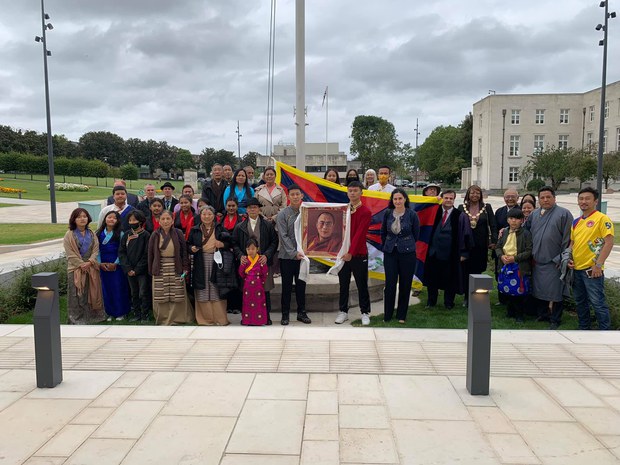 དབྱིན་ཡུལ་ནང་བོད་ཀྱི་རྒྱལ་དར་སྒྲེང་བཙུགས་གནང་འདུག