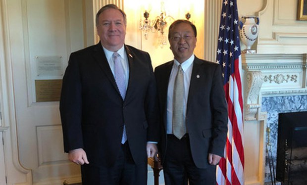 རྒྱ་ནག་ལ་ཐབས་བྱུས་ཐོག་ནས་གདོང་ལེན་བྱེད་རྒྱུའི་ཁྲིམས་འཆར་འདོན་སྤེལ་གནང་བ། རྒྱ་ནག་ལ་ཐབས་བྱུས་ཐོག་ནས་གདོང་ལེན་བྱེད་རྒྱུའི་ཁྲིམས་འཆར་འདོན་སྤེལ་གནང་བ།