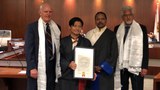 གསུམ་བཅུའི་དུས་དྲན་གྱི་ཉིན་མོ་དེ་བོད་ཀྱི་ཉིན་མོར་གསལ་བསྒྲགས་གནང་བ།