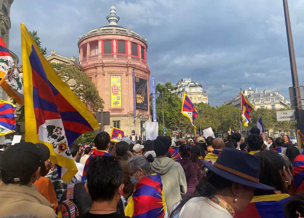 Xizang ཞེས་པའི་ཚབ་ལ་Tibet ཞེས་པའི་ཐ་སྙད་དེ་འགྲེམས་སྟོན་ཁང་ནང་མ་བཅུག་བར་དུ་ཚོགས་པ་དྲུག་གི་ལས་འགུལ་མུ་མཐུད་སྤེལ་རྒྱུ་ཡིན་འདུག