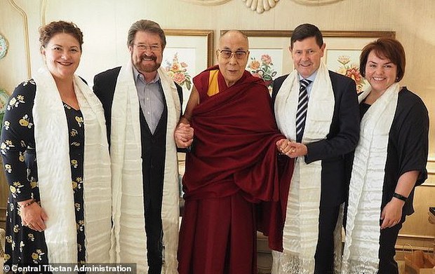 ཨོའསི་ཊརེ་ལི་ཡའི་བོད་དོན་རྒྱབ་སྐྱོར་བ་གློ་བུར་དུ་སྐུ་གཤེགས་པའི་གནས་ཚུལ།