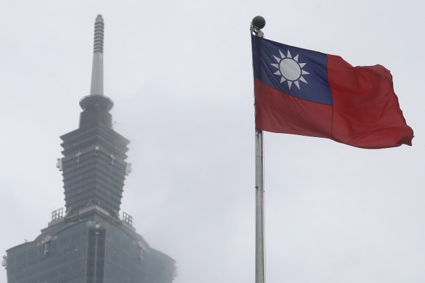 ཐེ་ཝན་འོས་བསྡུ་ཆེན་མོའི་རྗེས་རྒྱ་ནག་གི་རྒྱུད་བསྒྲགས་སློབ་གསོ།