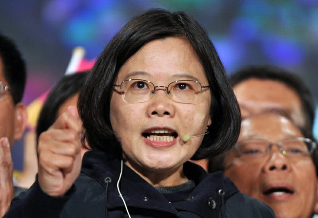 ཐེ་དབན་འོས་བསྡུའི་ཁྱད་ཆོས་དང་གཞོན་སྐྱེས་ཀྱི་ཤུགས་རྐྱེན། ཐེ་དབན་འོས་བསྡུའི་ཁྱད་ཆོས་དང་གཞོན་སྐྱེས་ཀྱི་ཤུགས་རྐྱེན།