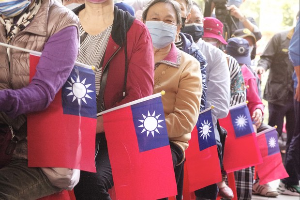 ཐེ་ཝན་གྲོང་ཁྱེར་སྤྱི་ཁྱབ་དང་ས་གནས་གྲོས་ཚོགས་ཀྱི་འཐུས་མི་སོགས་ཀྱི་འོས་བསྡུ། ཐེ་ཝན་གྲོང་ཁྱེར་སྤྱི་ཁྱབ་དང་ས་གནས་གྲོས་ཚོགས་ཀྱི་འཐུས་མི་སོགས་ཀྱི་འོས་བསྡུ།